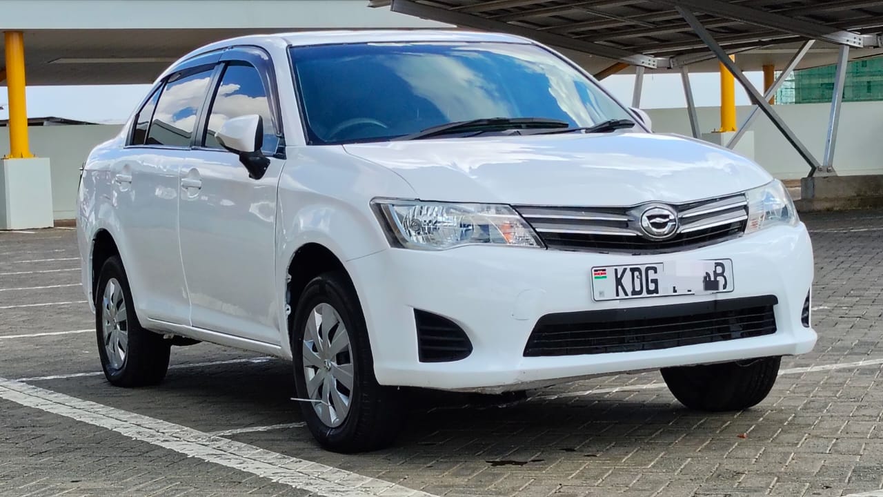 TOYOTA AXIO - 2