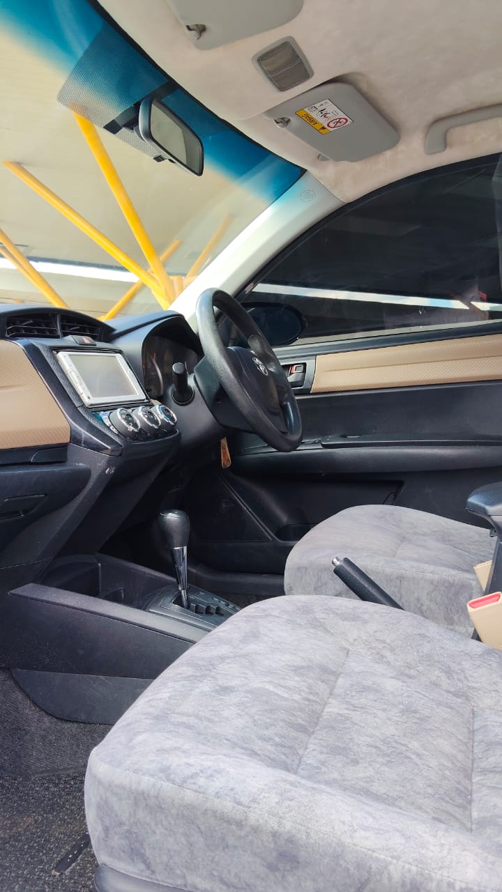 TOYOTA AXIO - 7