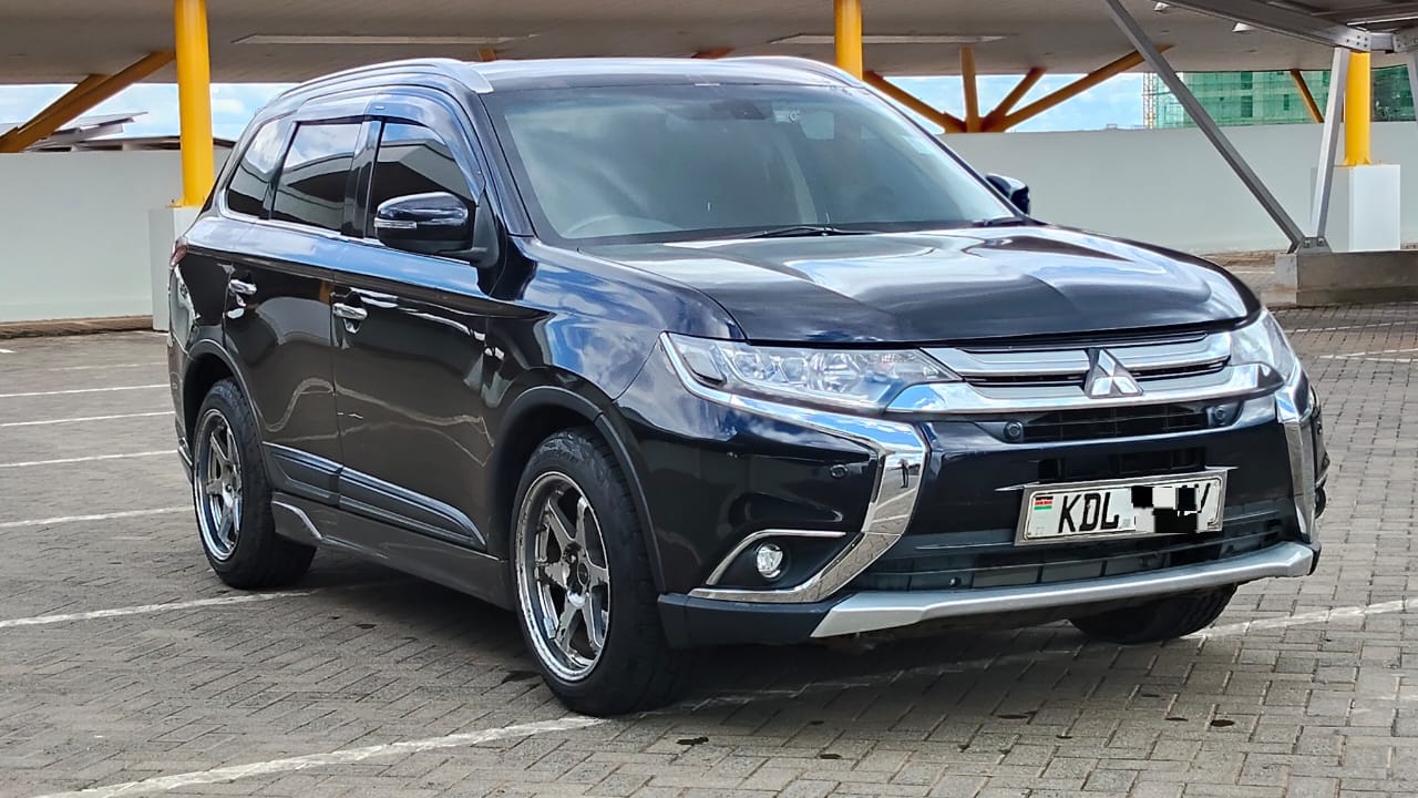 MITSUBISHI OUTLANDER - 0
