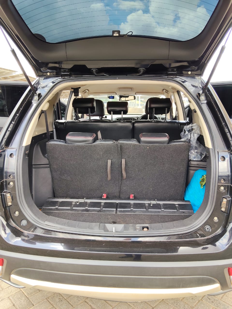 MITSUBISHI OUTLANDER - 6