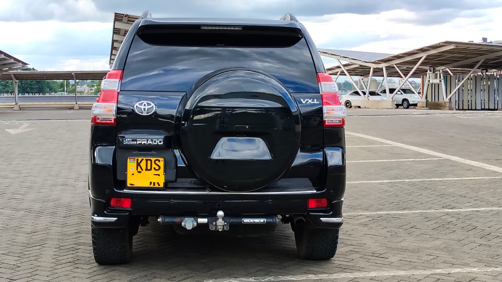 TOYOTA LANDCRUISER - 9