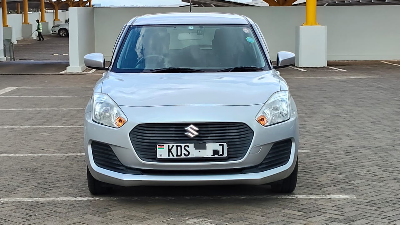 SUZUKI SWIFT - 4