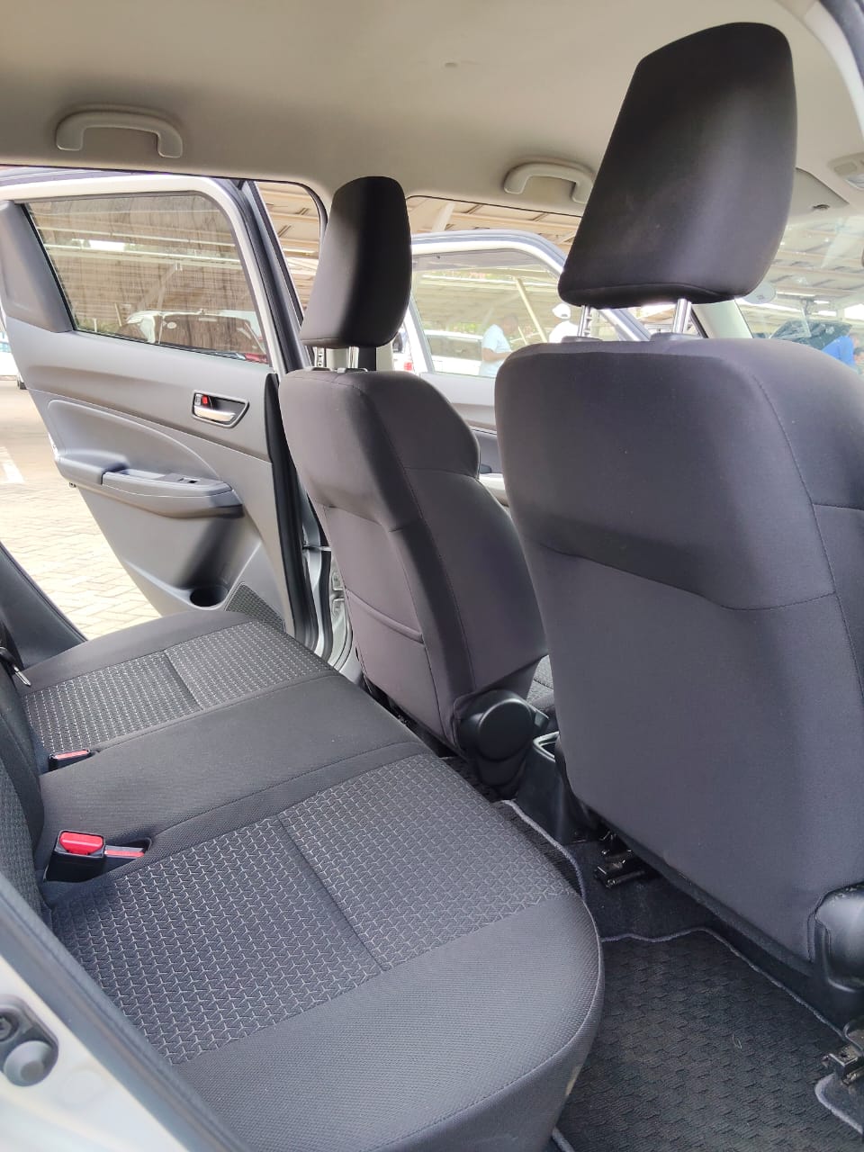 SUZUKI SWIFT - 6