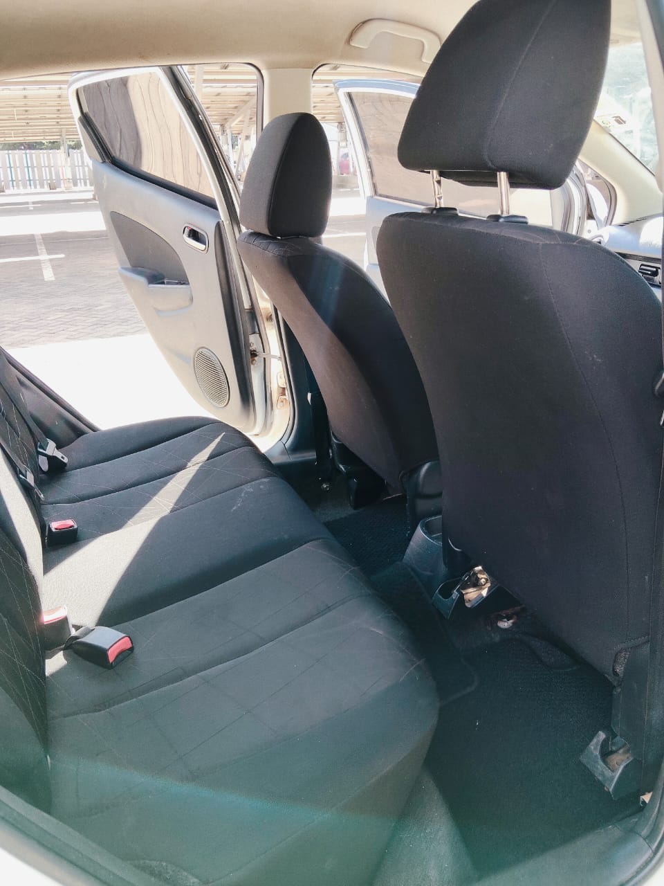 MAZDA DEMIO - 6