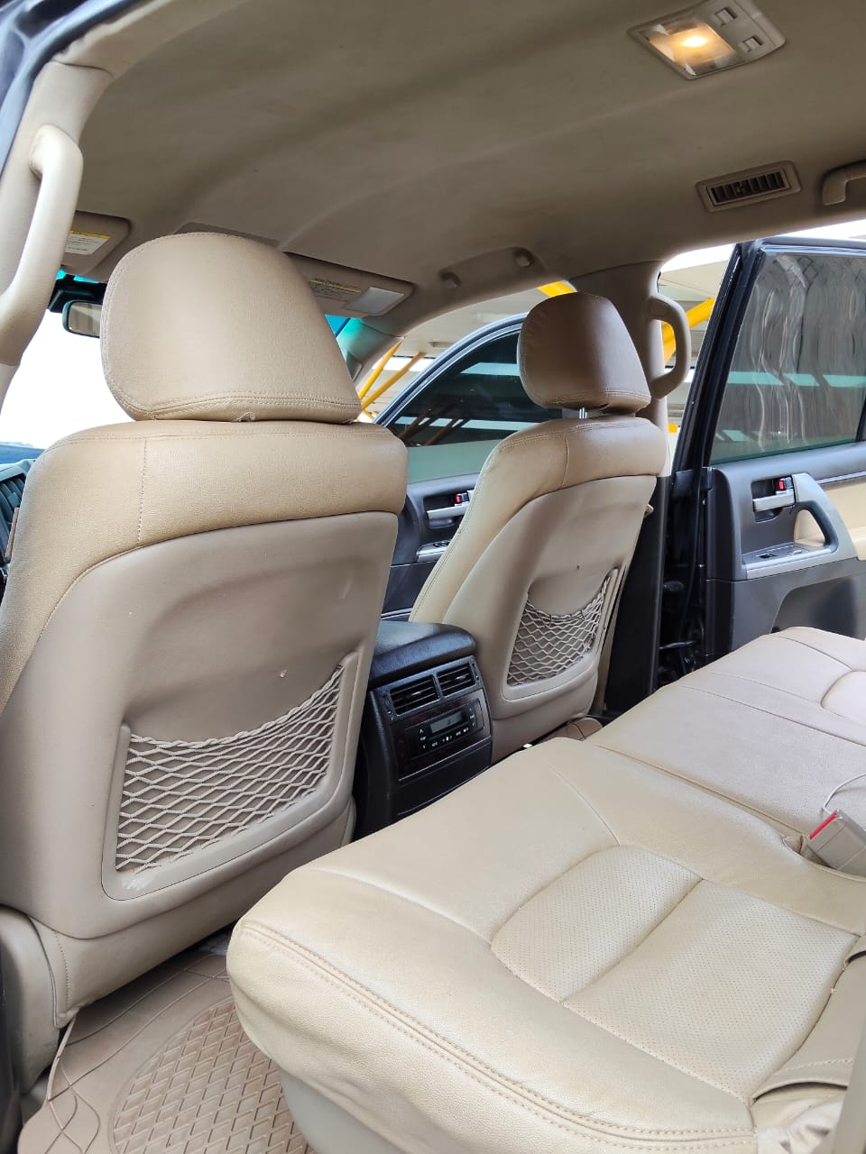 TOYOTA LANDCRUISER V8 - 5