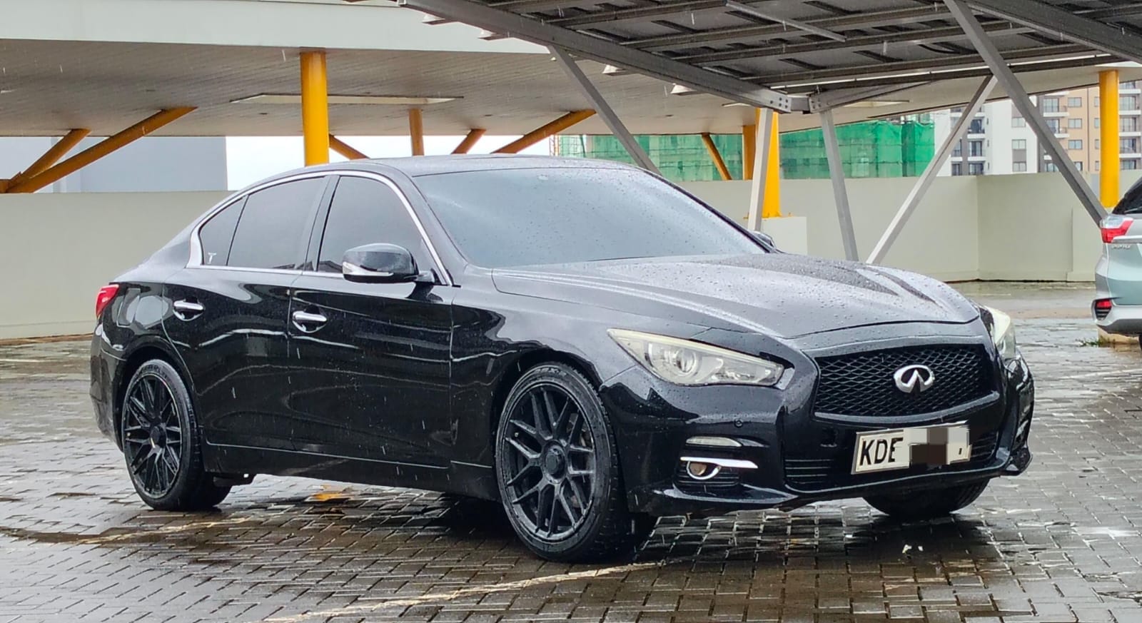 infiniti - 1