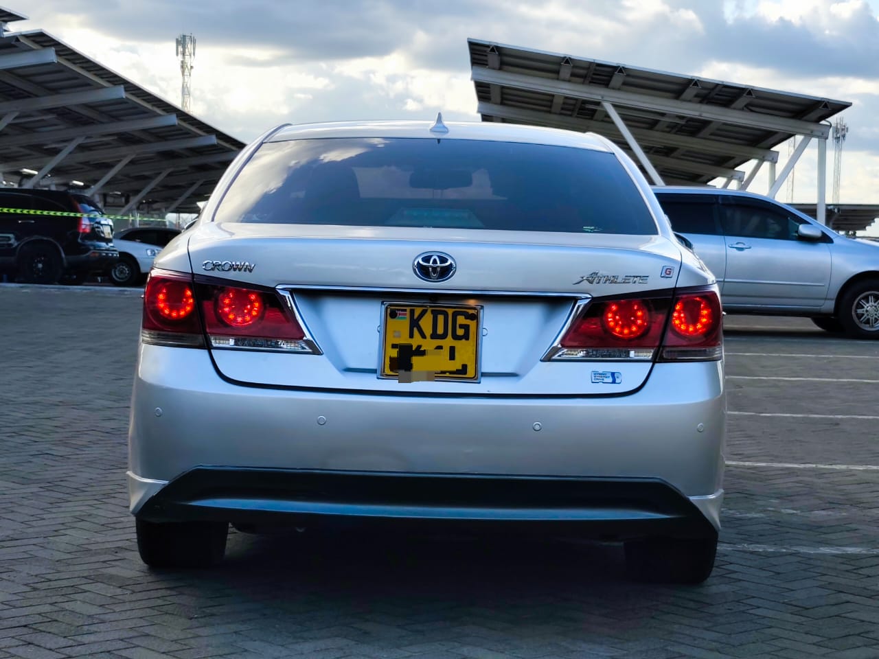 TOYOTA CROWN - 4