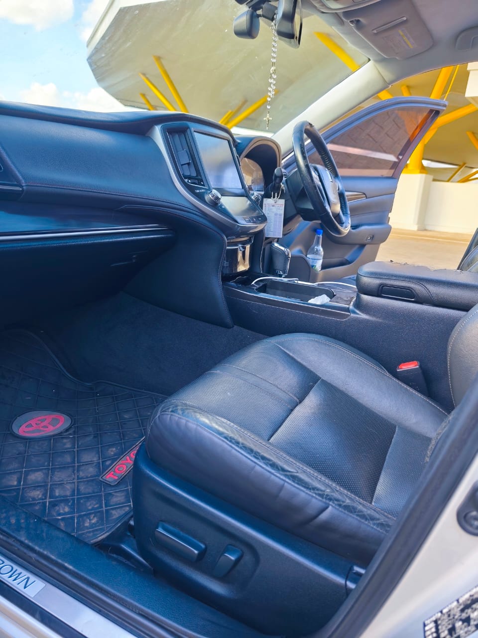 TOYOTA CROWN - 8