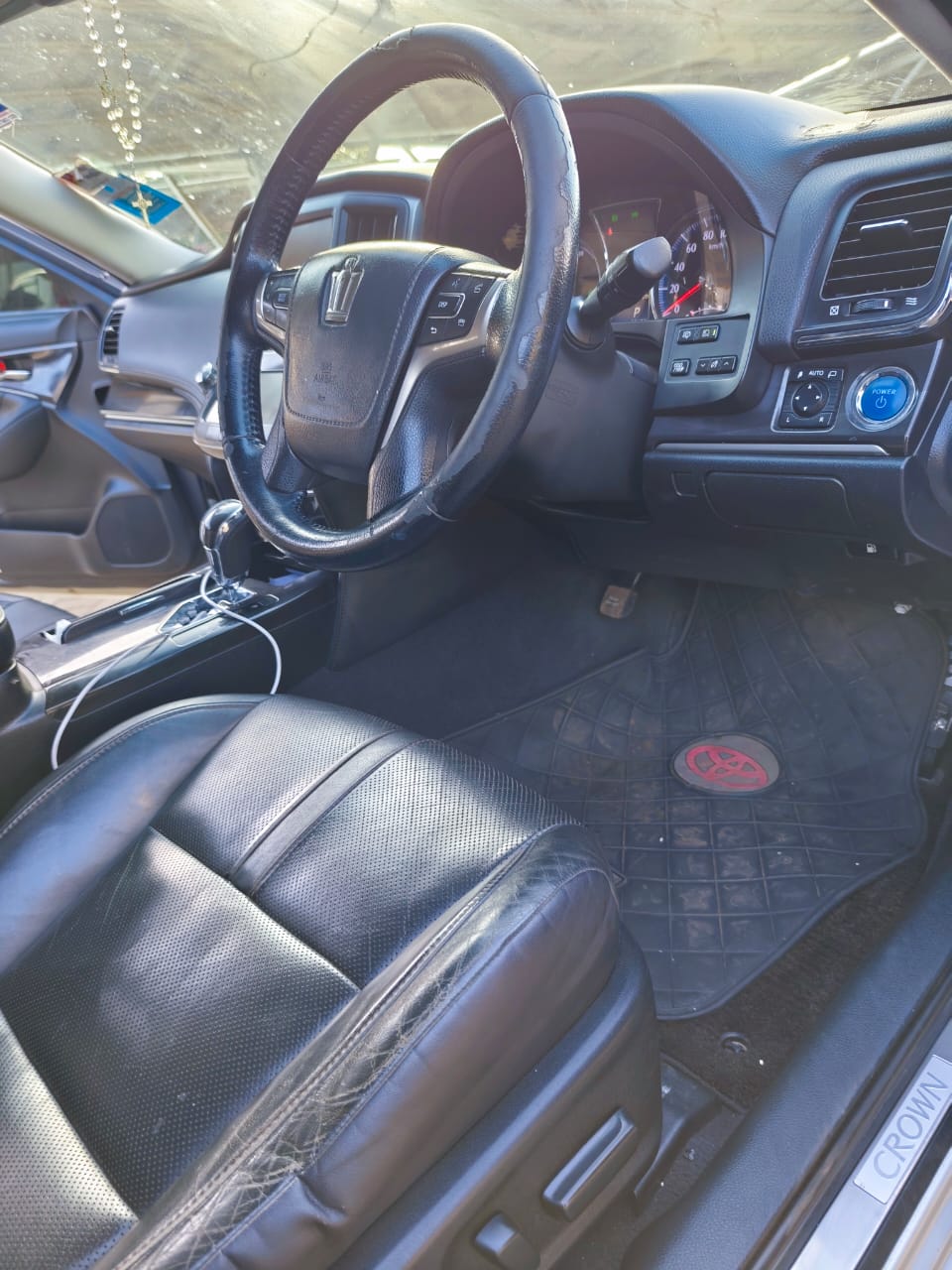 TOYOTA CROWN - 9