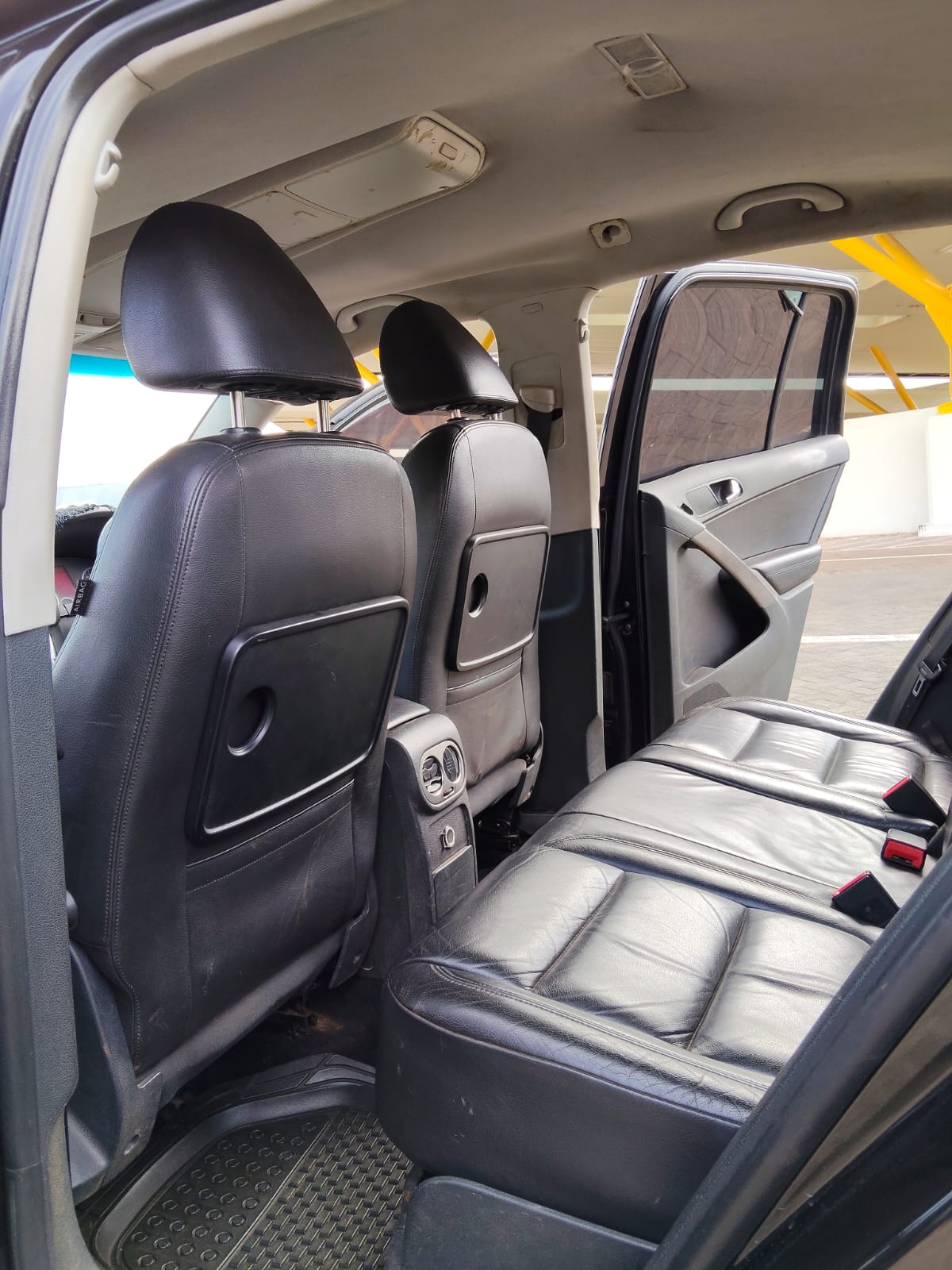 VOLKWAGEN TIGUAN - 7