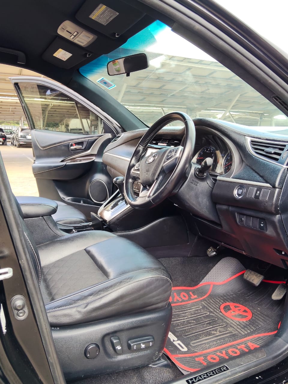 TOYOTA HARRIER - 6