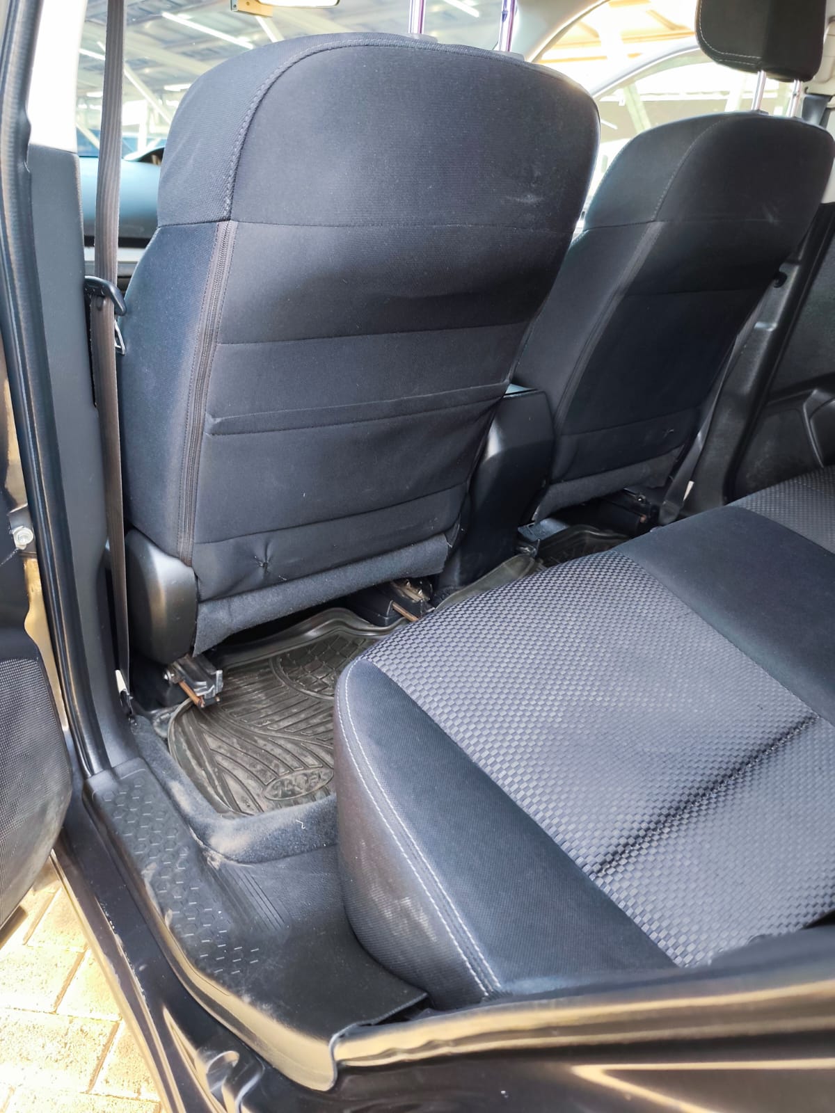 SUBARU FORESTER - 7
