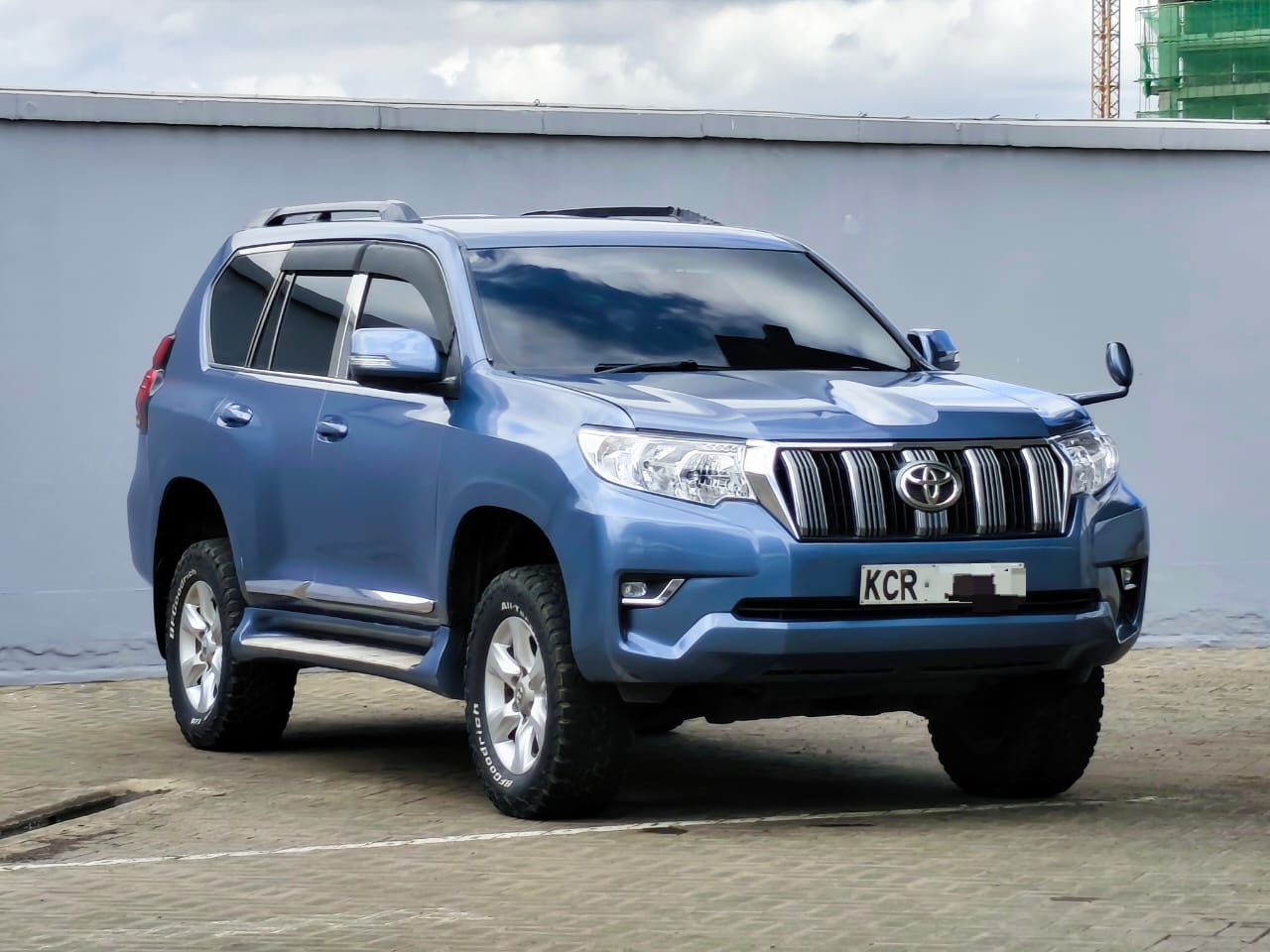 TOYOTA LANDCRUISER PRADO - 0