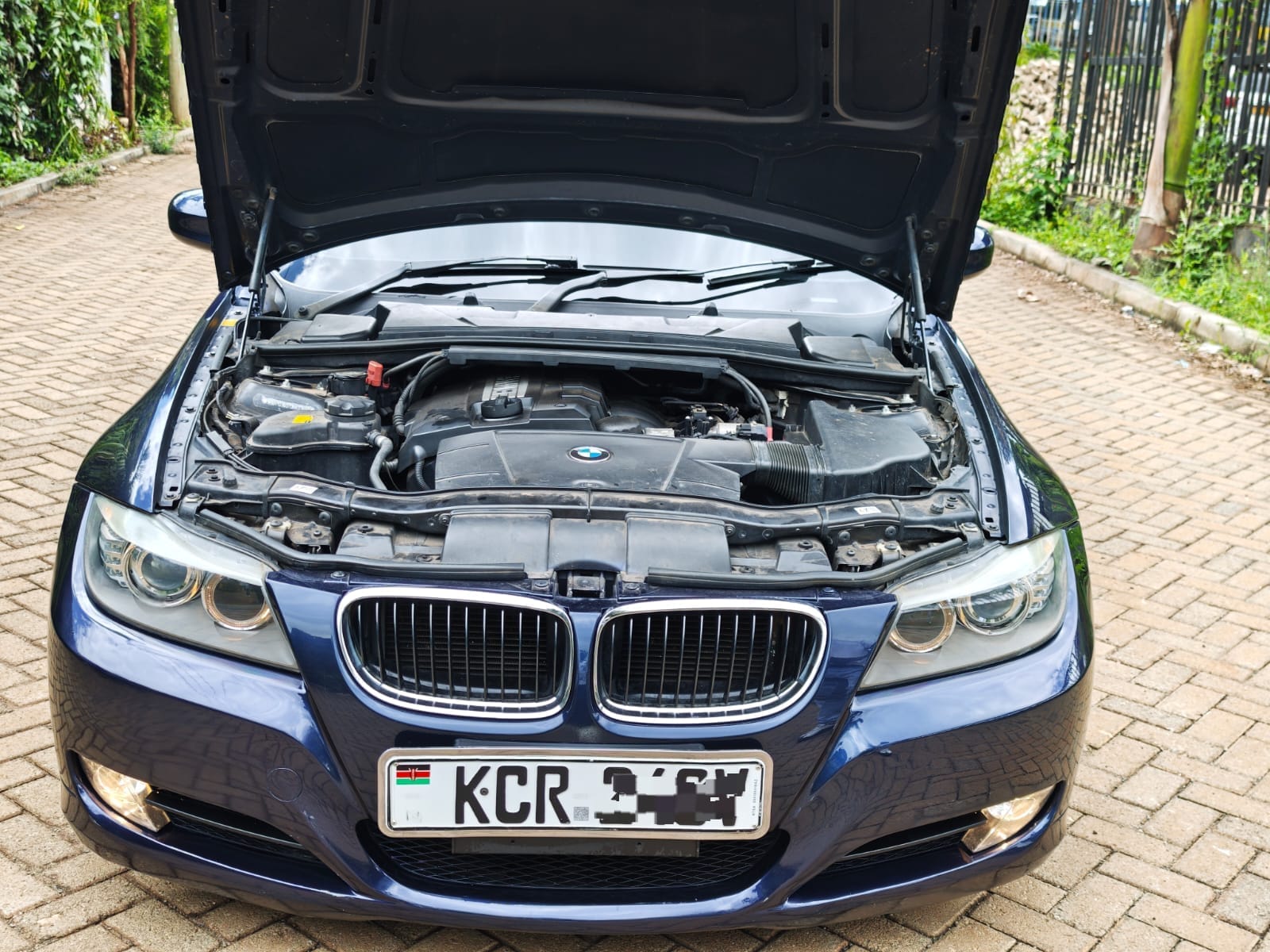 BMW320I - 4