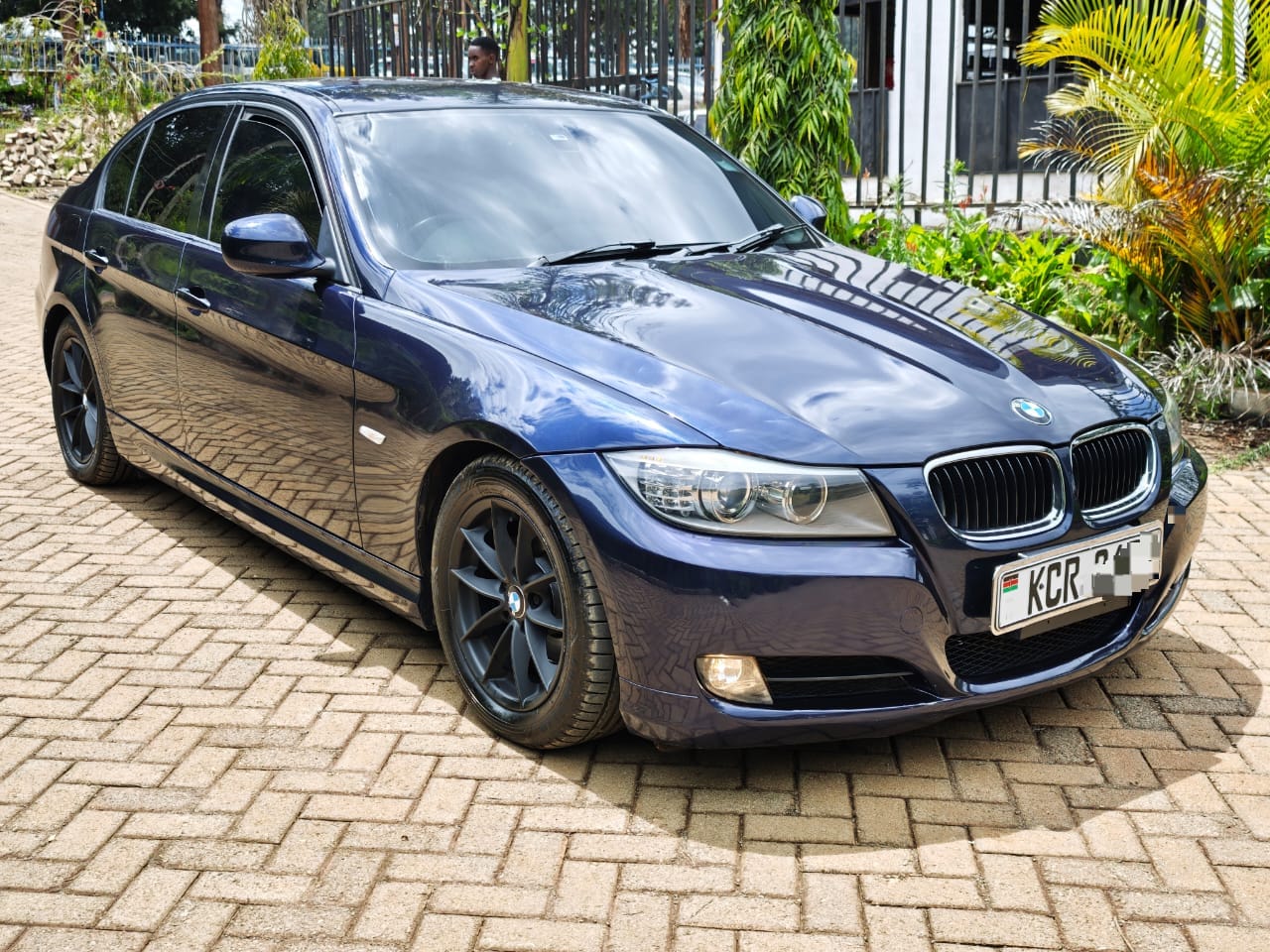 BMW320I - 5