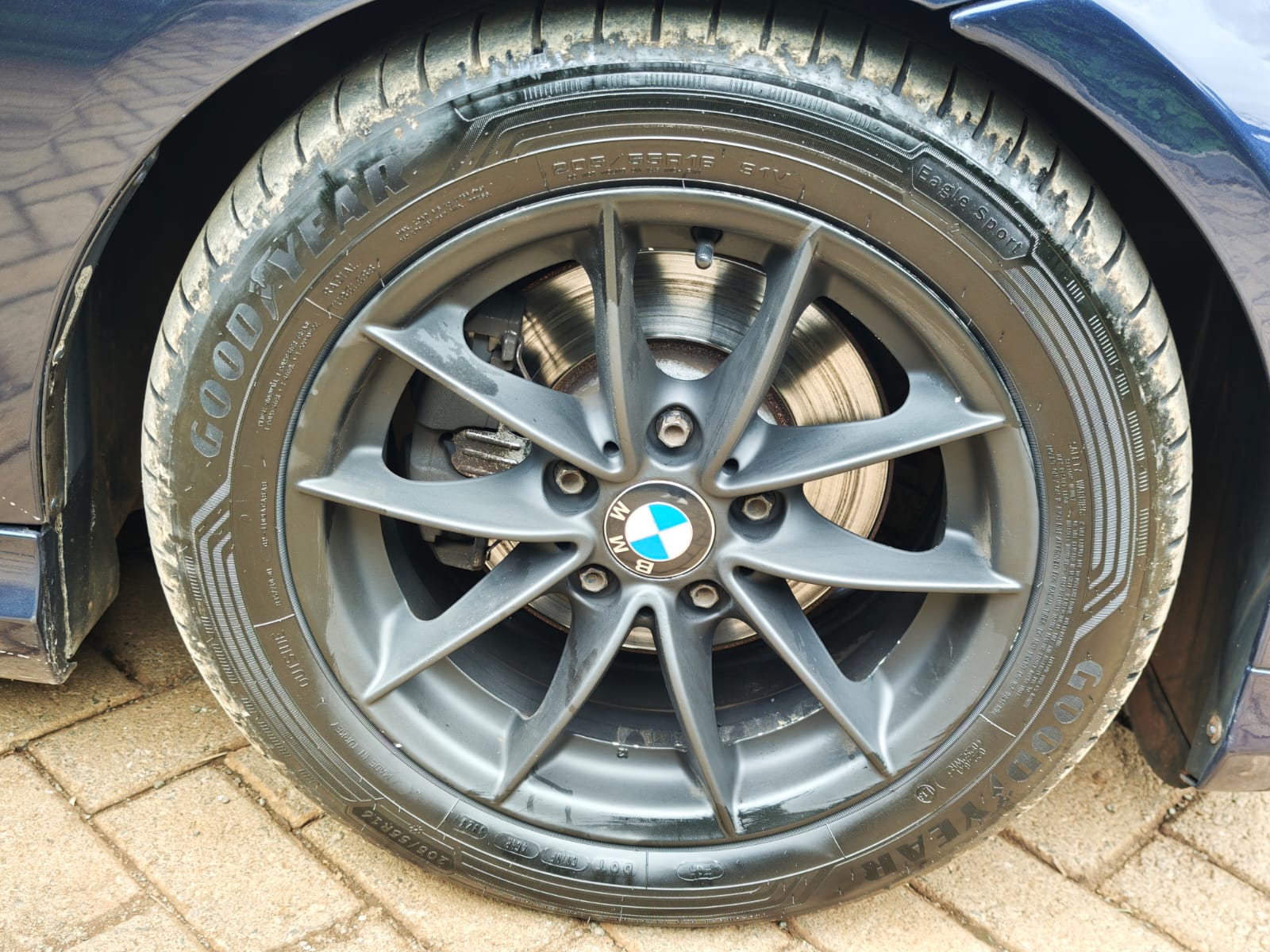 BMW320I - 9