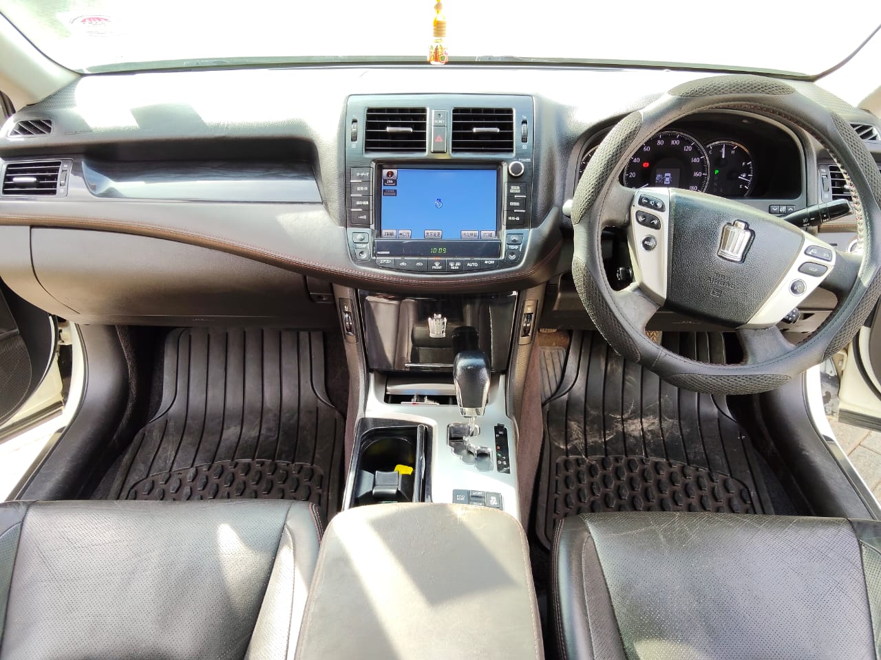 TOYOTA CROWN - 5
