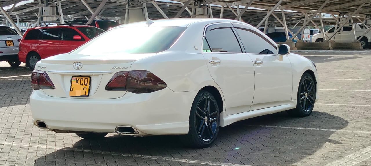 TOYOTA CROWN - 7