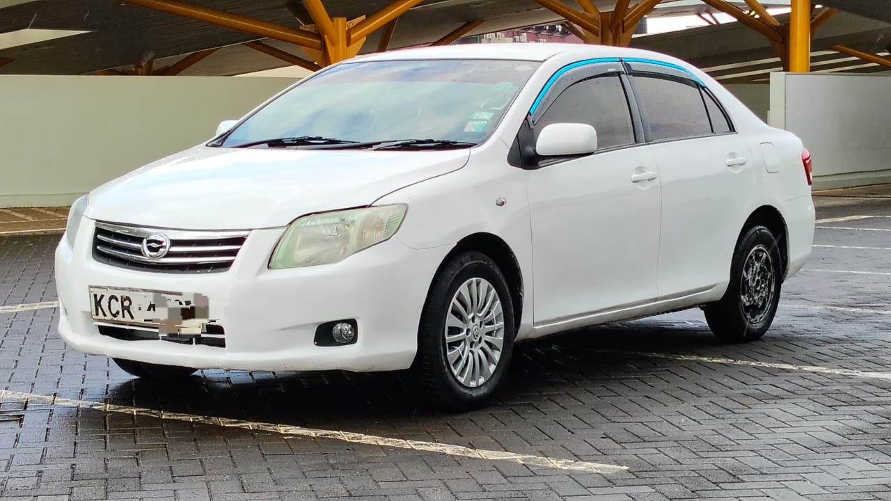 TOYOTA AXIO - 3