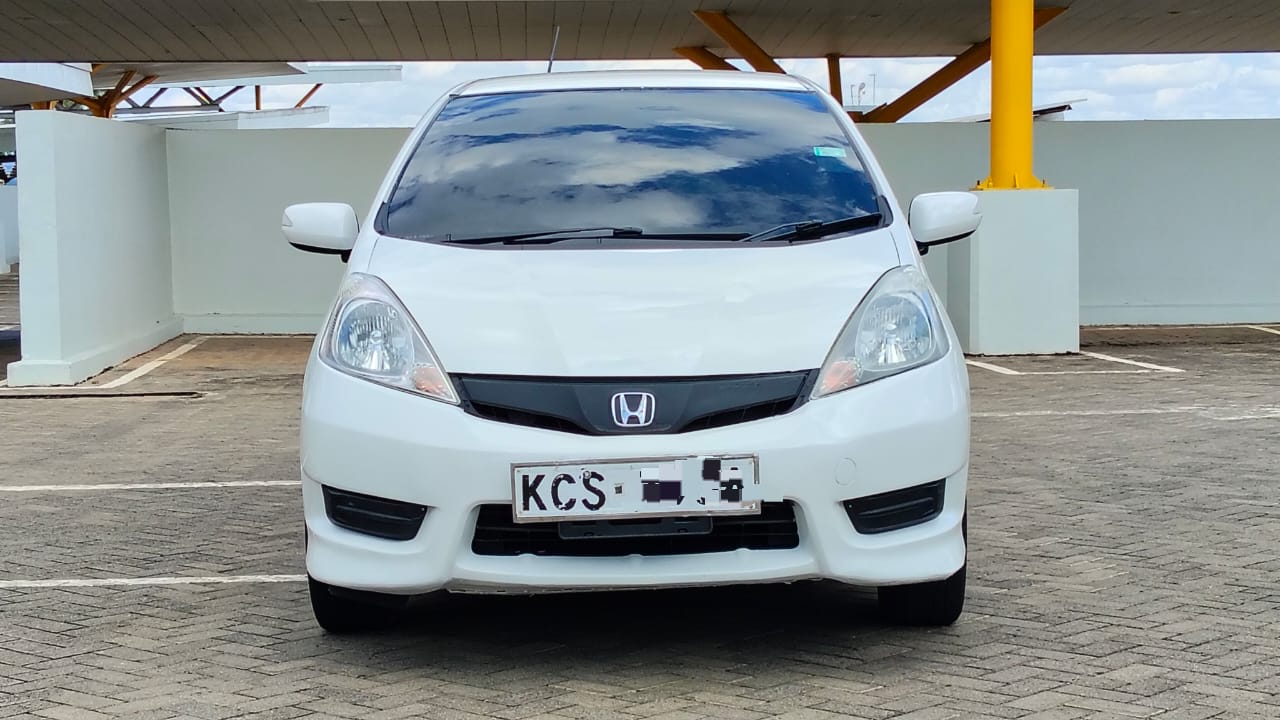HONDA FIT SHUTTLE - 5