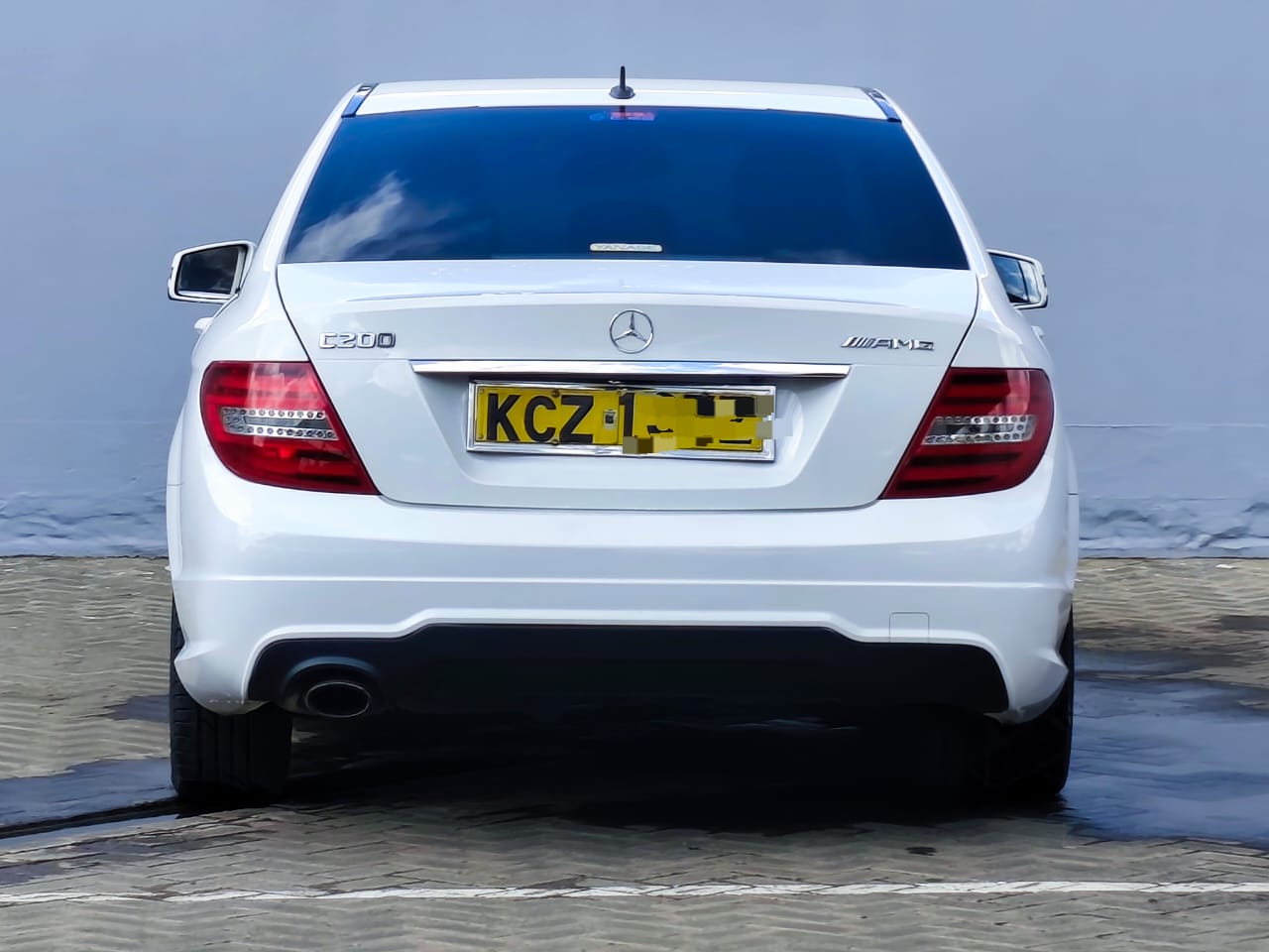 Mercedes-Benz C200 - 4