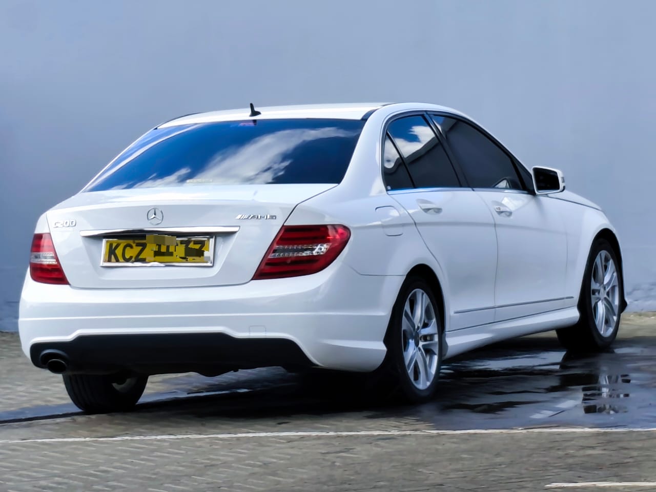 Mercedes-Benz C200 - 5