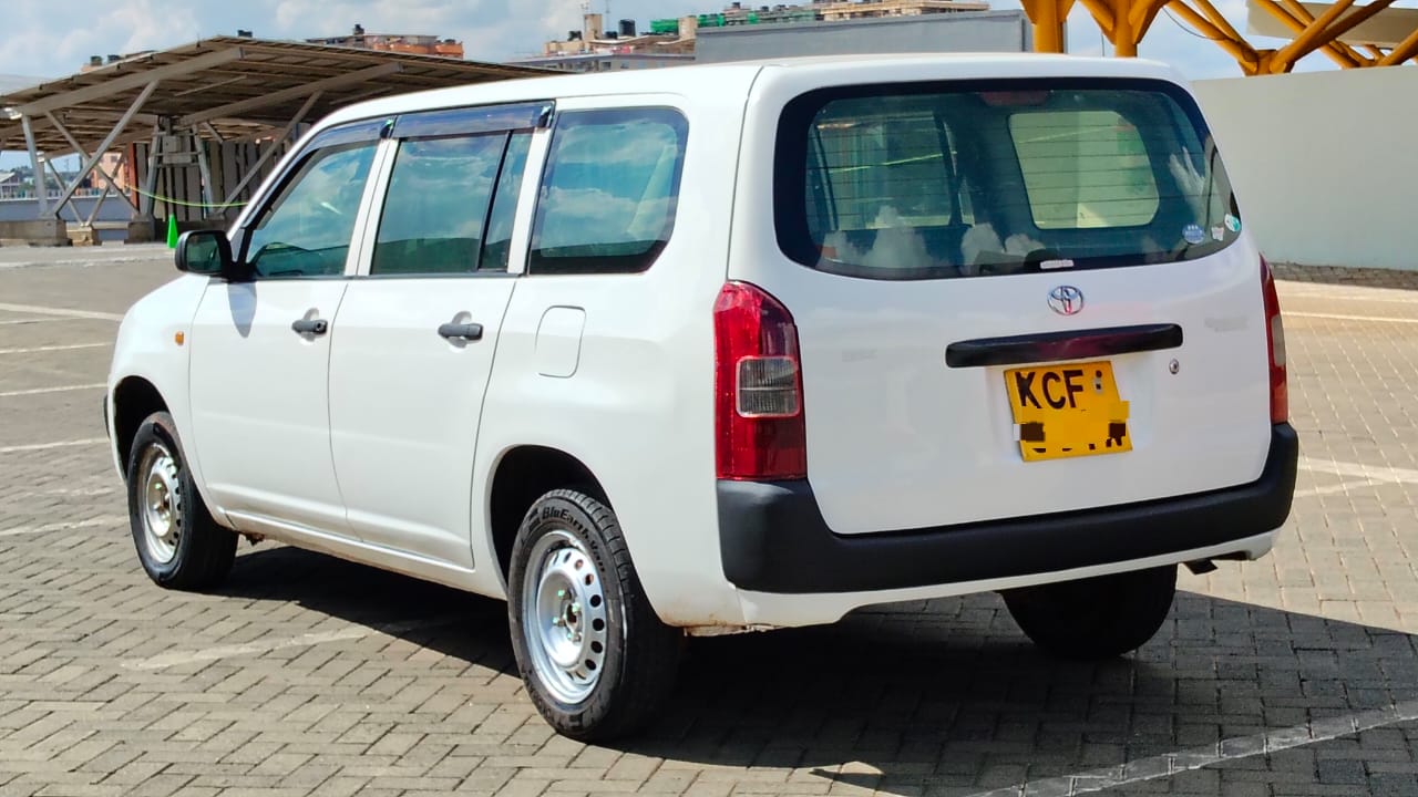 TOYOTA PROBOX - 8