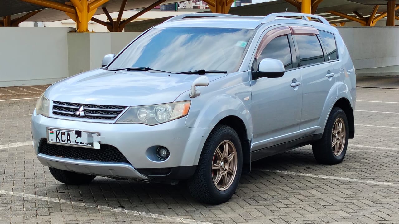 MITSUBISHI OUTLANDER - 0