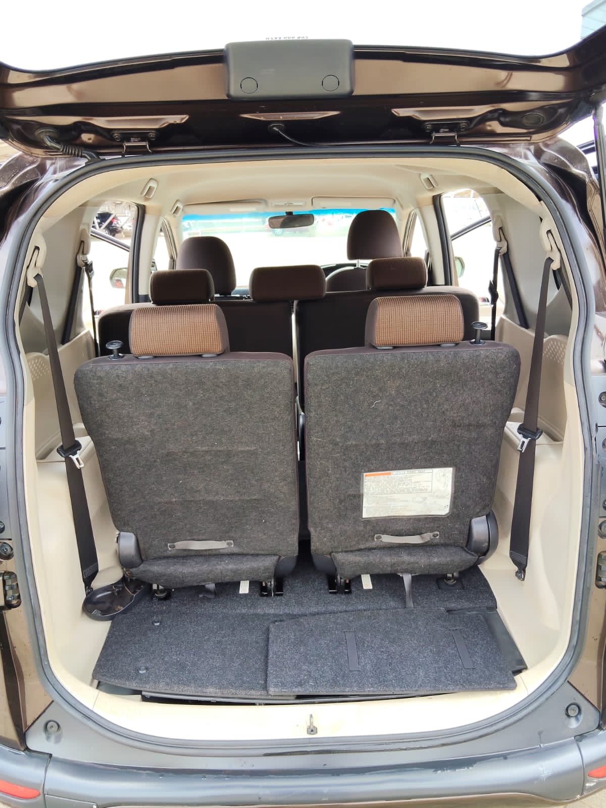 TOYOTA SIENTA - 7