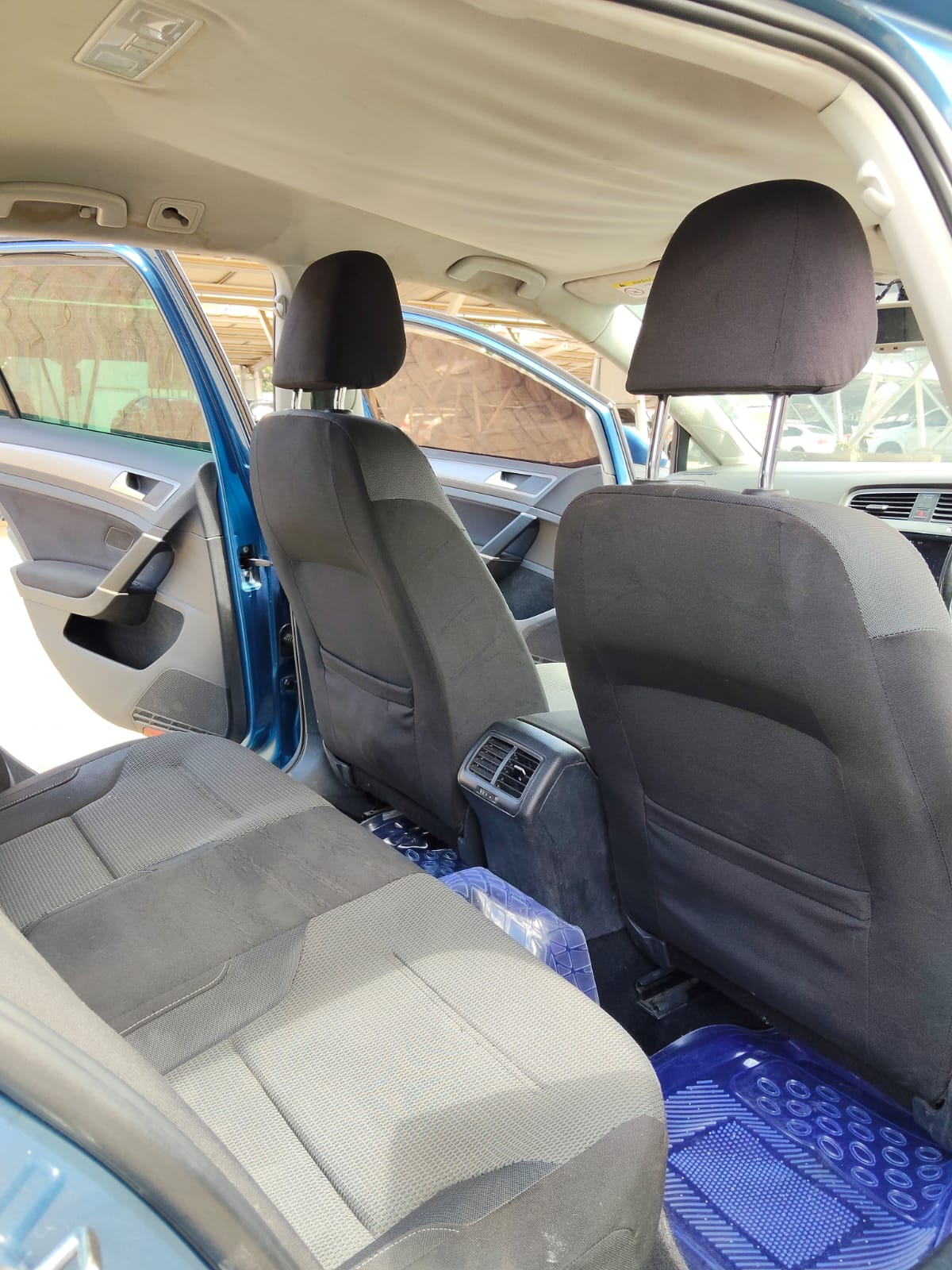 VOLKWAGEN GOLF - 5