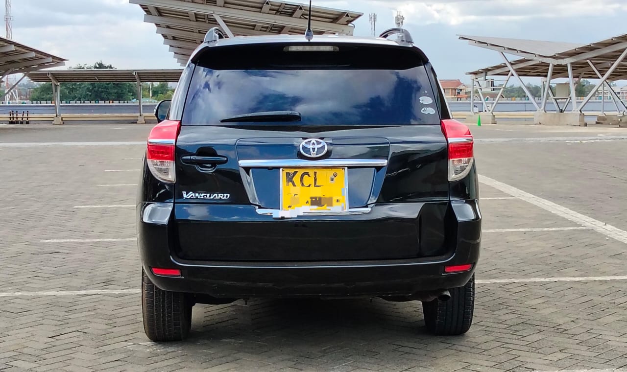 TOYOTA VANGUARD - 2