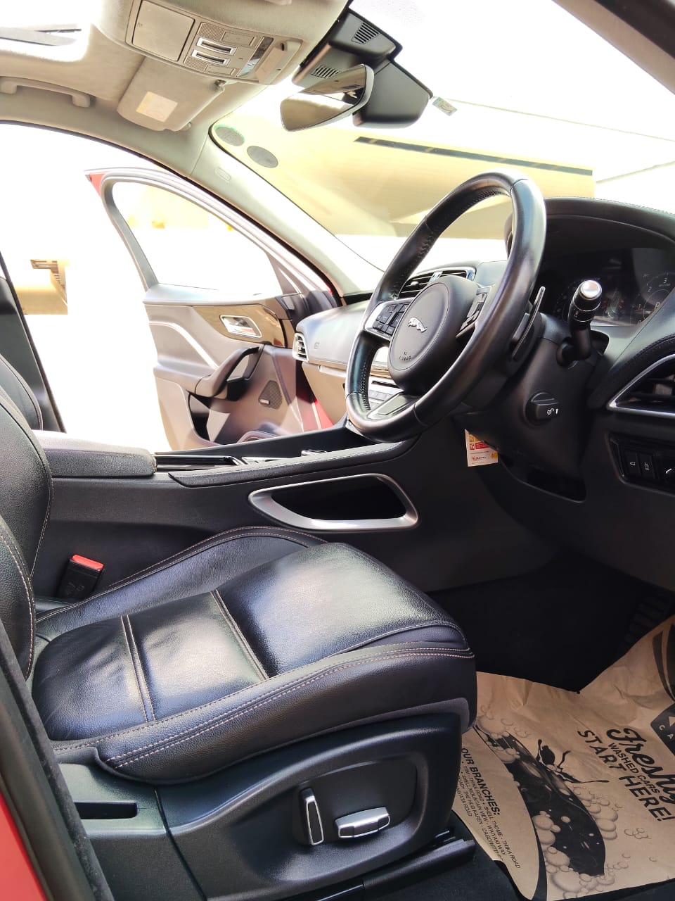 JAGUAR F-PACE - 9