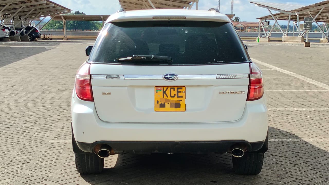 SUBARU OUTBACK - 4
