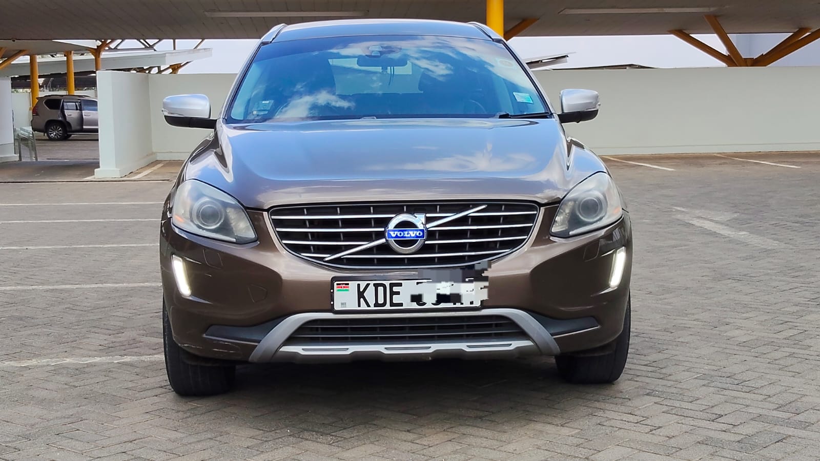 VOLVO XC60 - 1