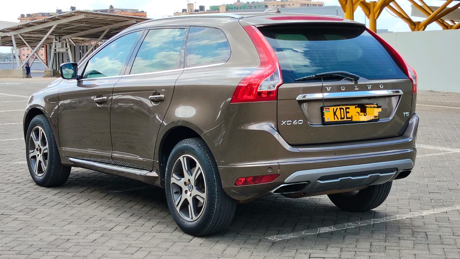 VOLVO XC60 - 3