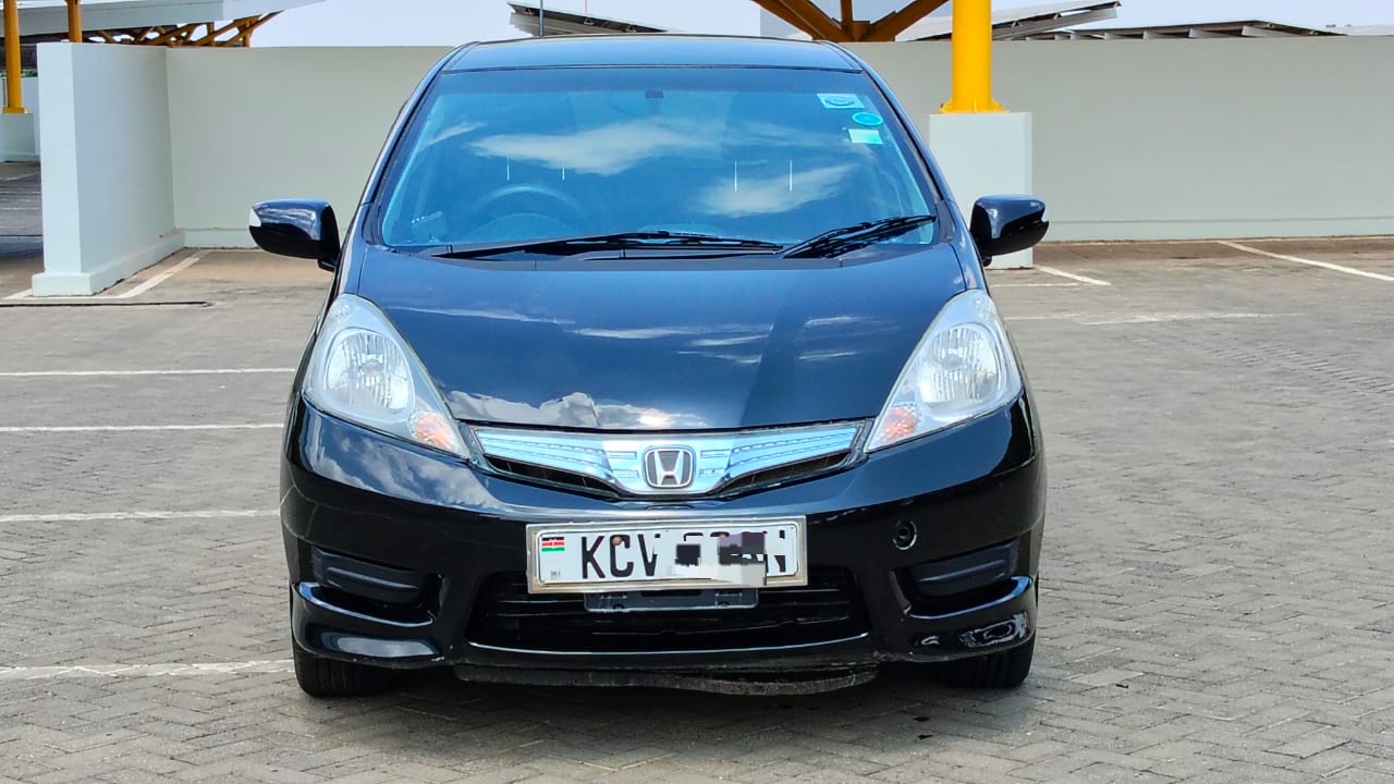 HONDA FIT SHUTTLE - 2