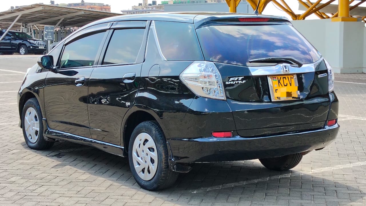 HONDA FIT SHUTTLE - 9