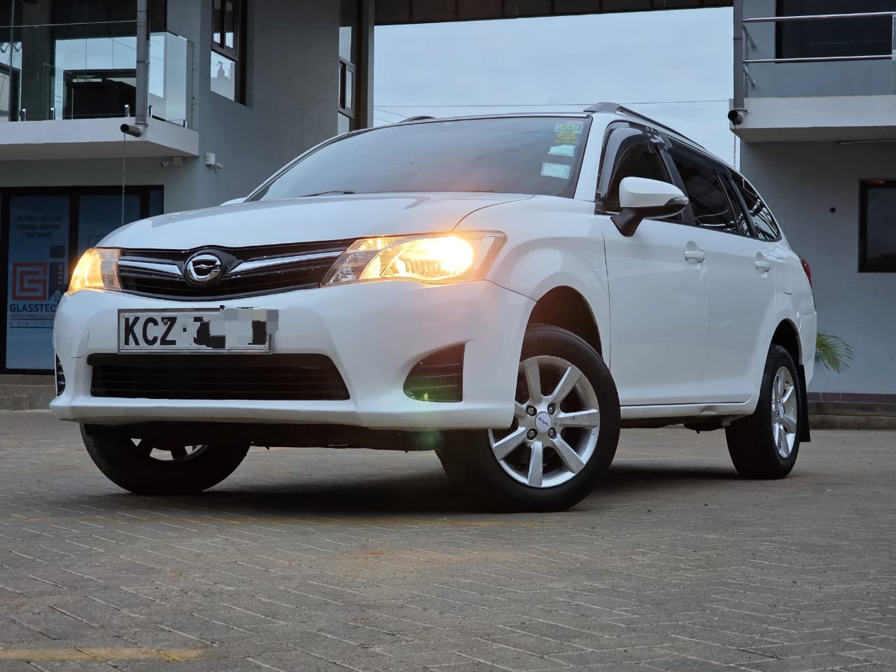 TOYOTA FIELDER - 4