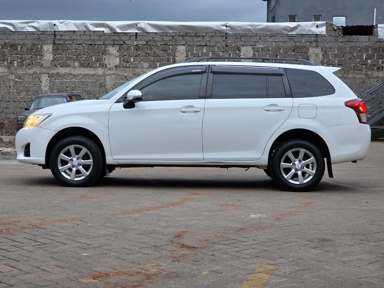 TOYOTA FIELDER - 8