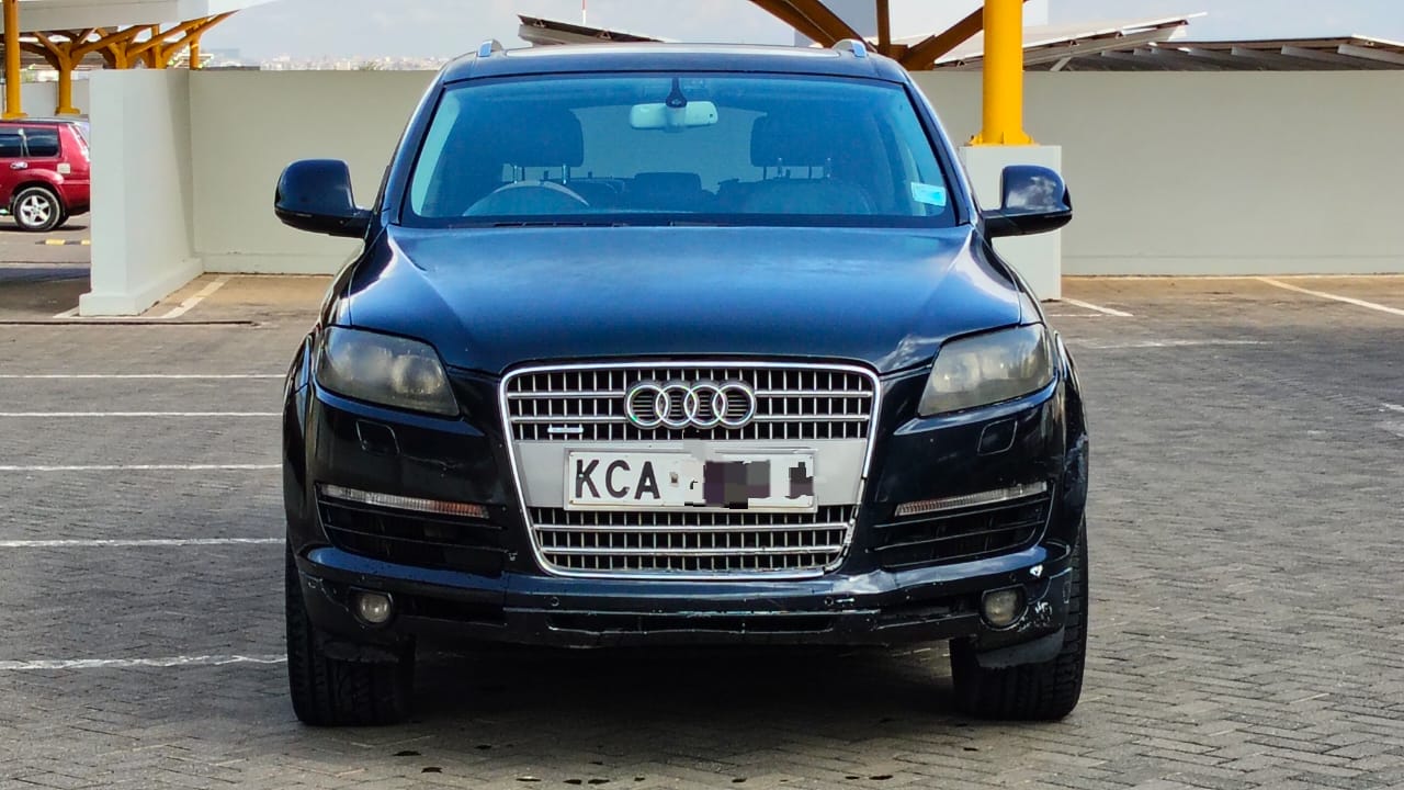 AUDI Q7 - 0
