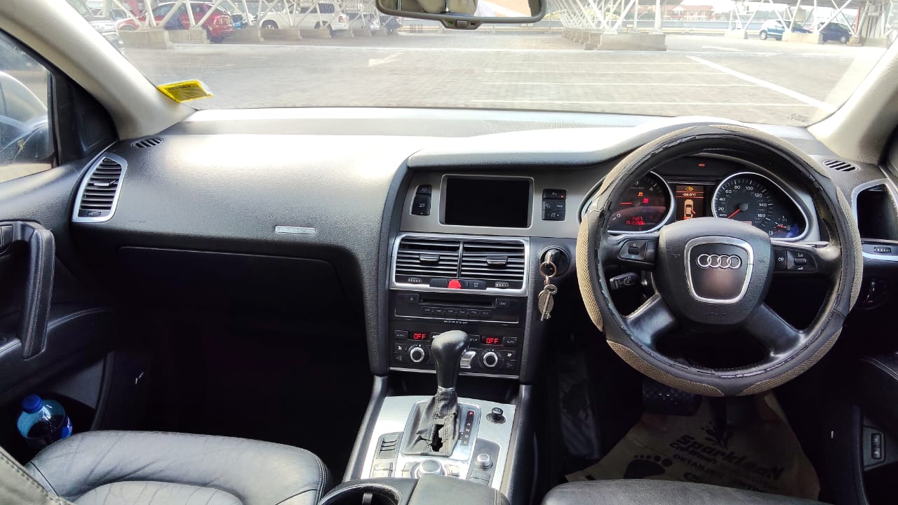 AUDI Q7 - 6