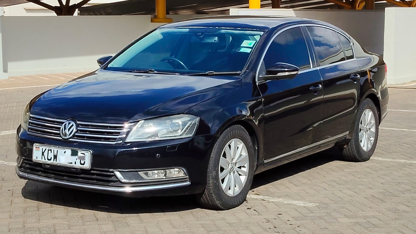 VOLWAGEN PASSAT - 0