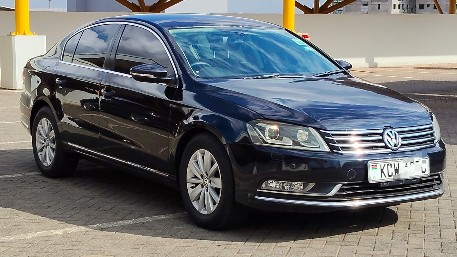 VOLWAGEN PASSAT - 2