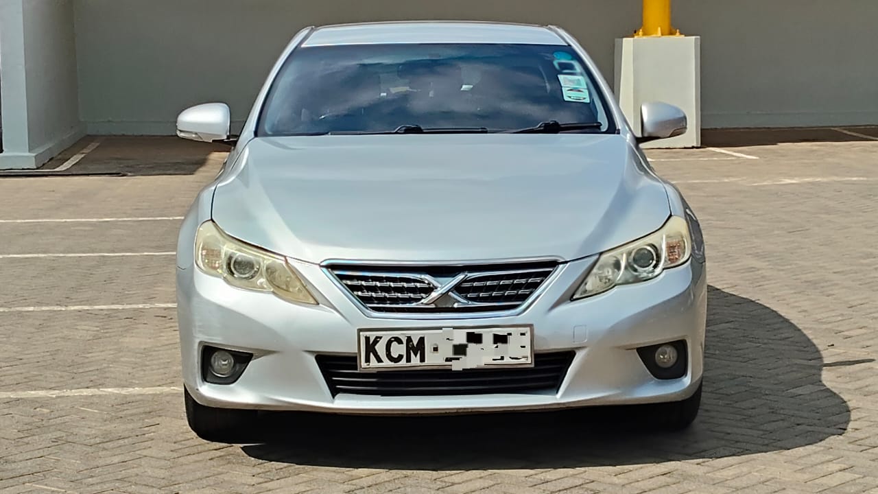 TOYOTA MARK X - 0