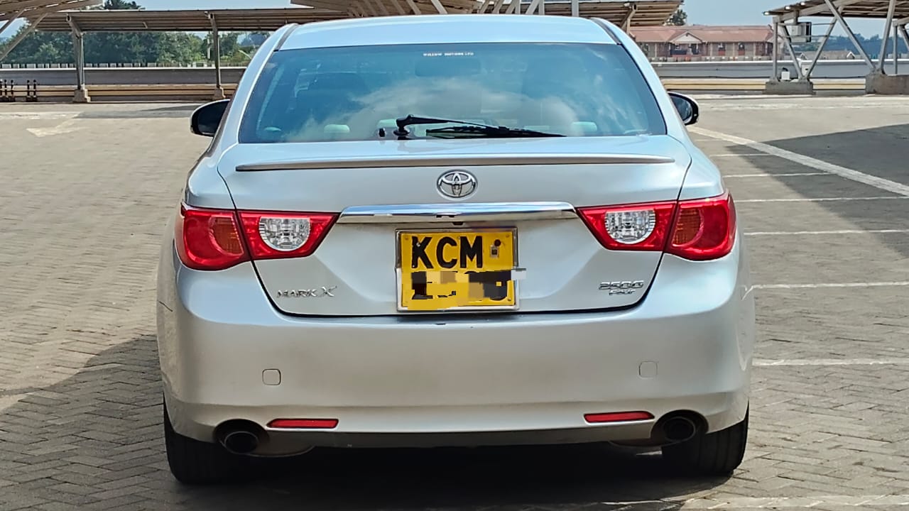 TOYOTA MARK X - 2