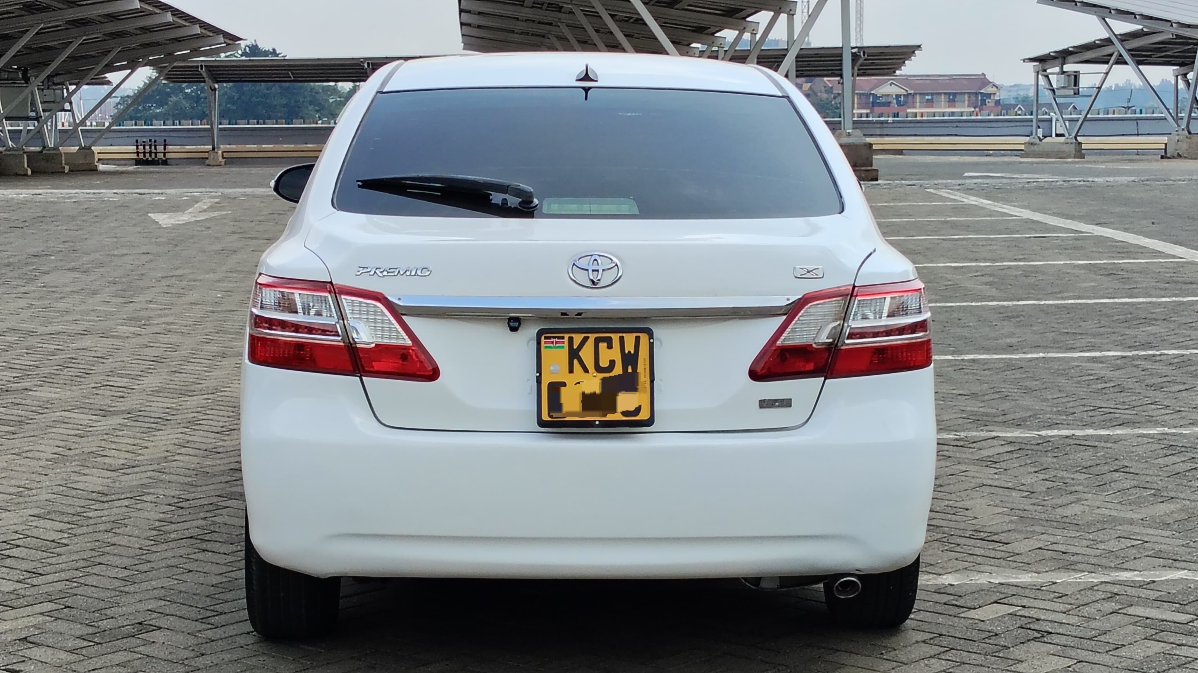 TOYOTA PREMIO - 5