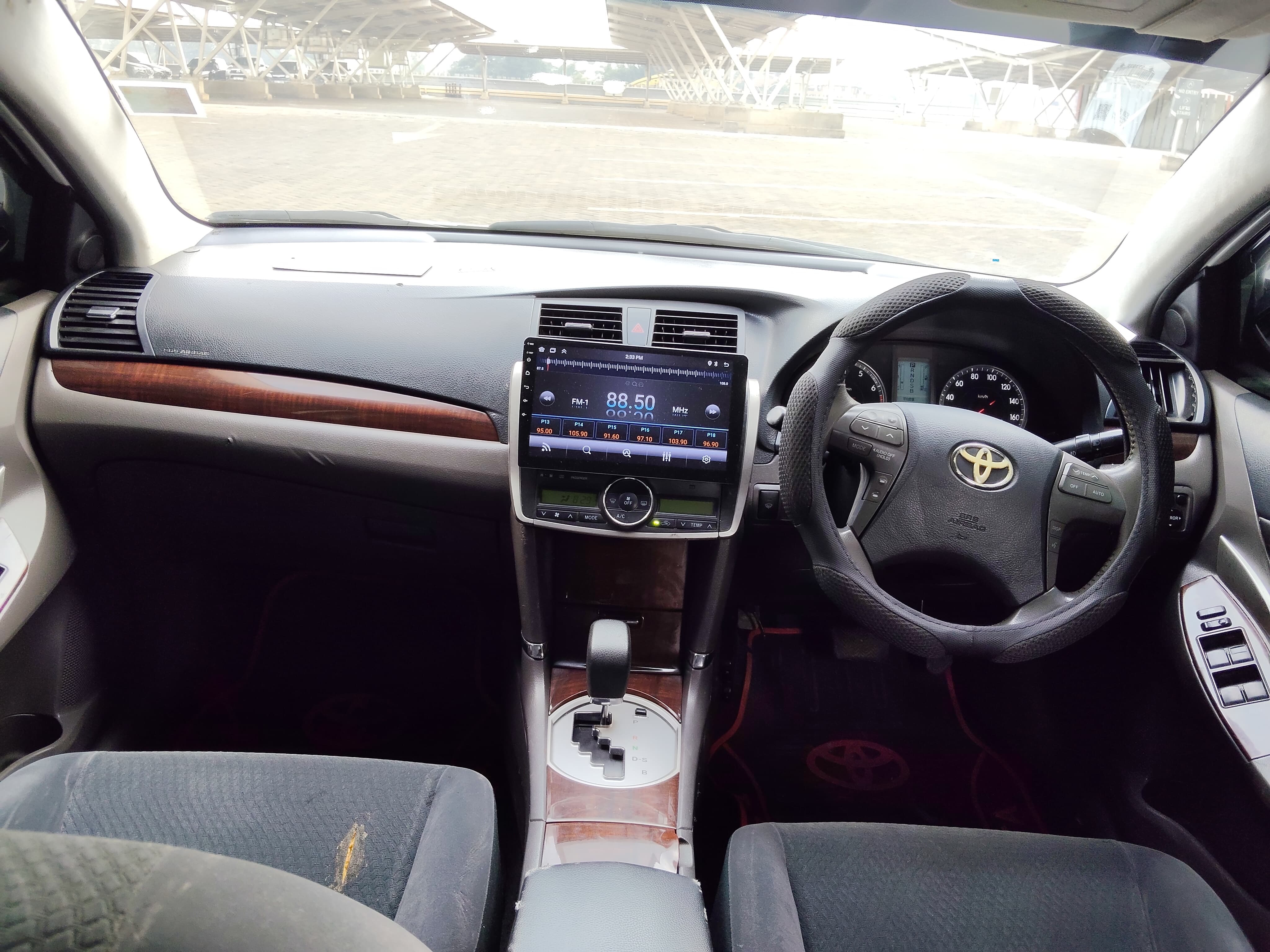 TOYOTA PREMIO - 8