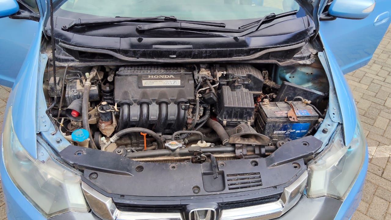 HONDA INSIGHT - 6