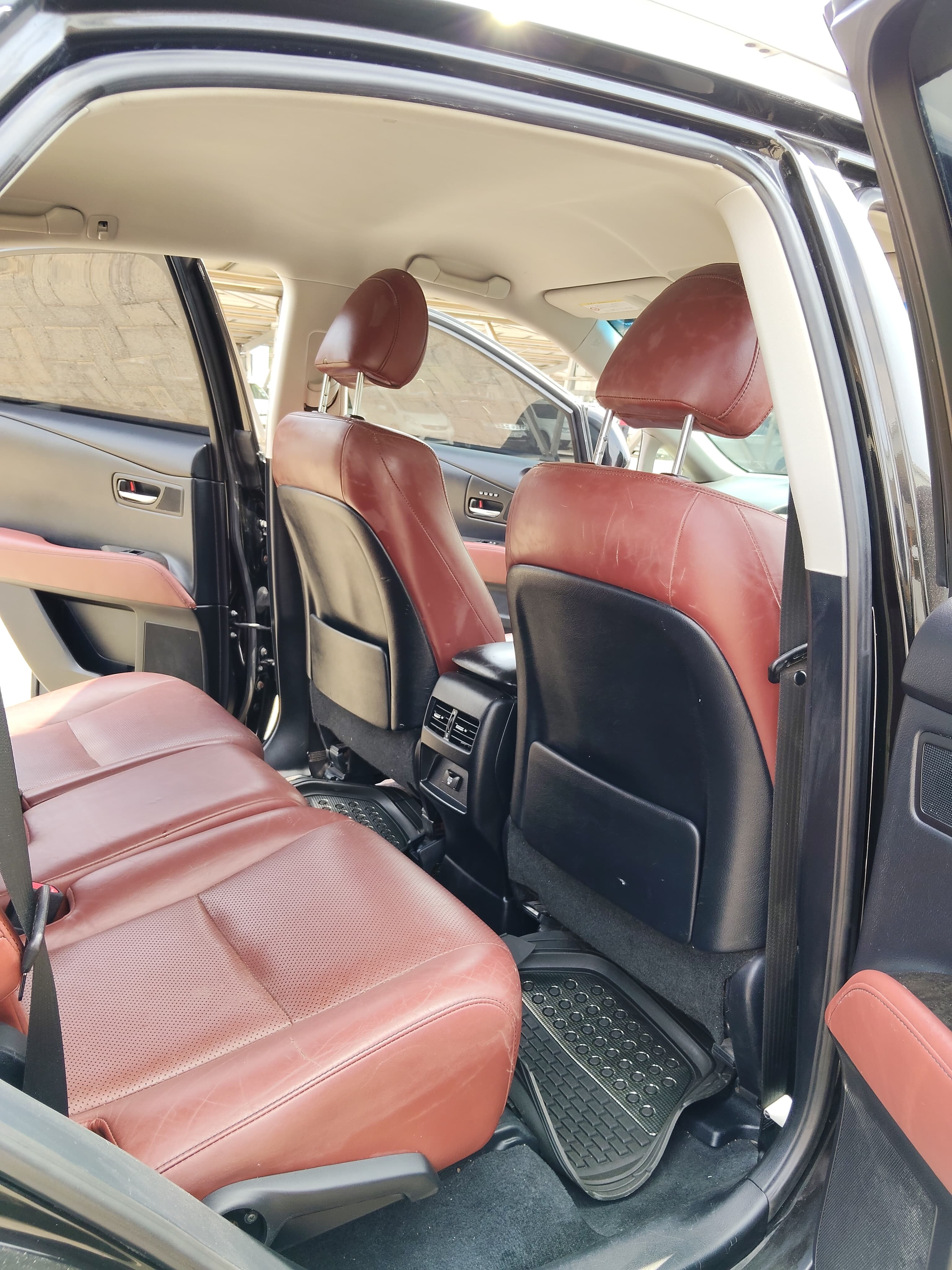 LEXUS RX270 - 6