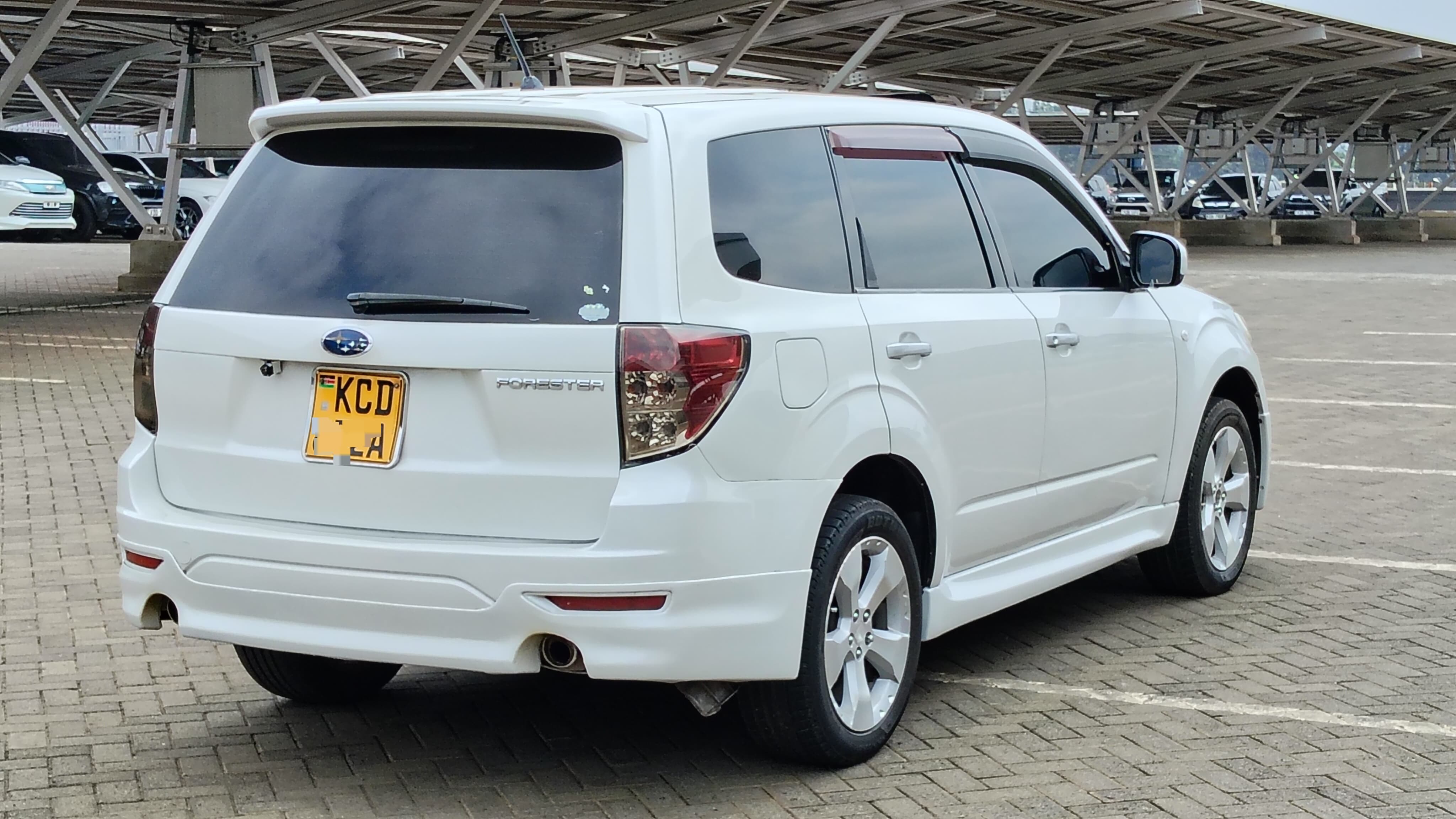 SUBARU FORESTER - 1